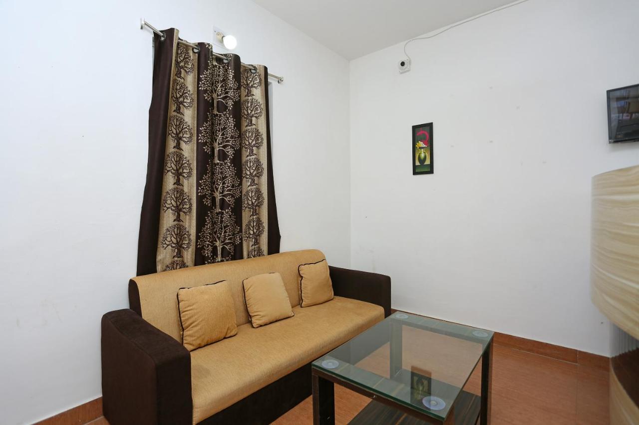 Oyo 17276 The Maple Tree Hotels בובנשוואר מראה חיצוני תמונה