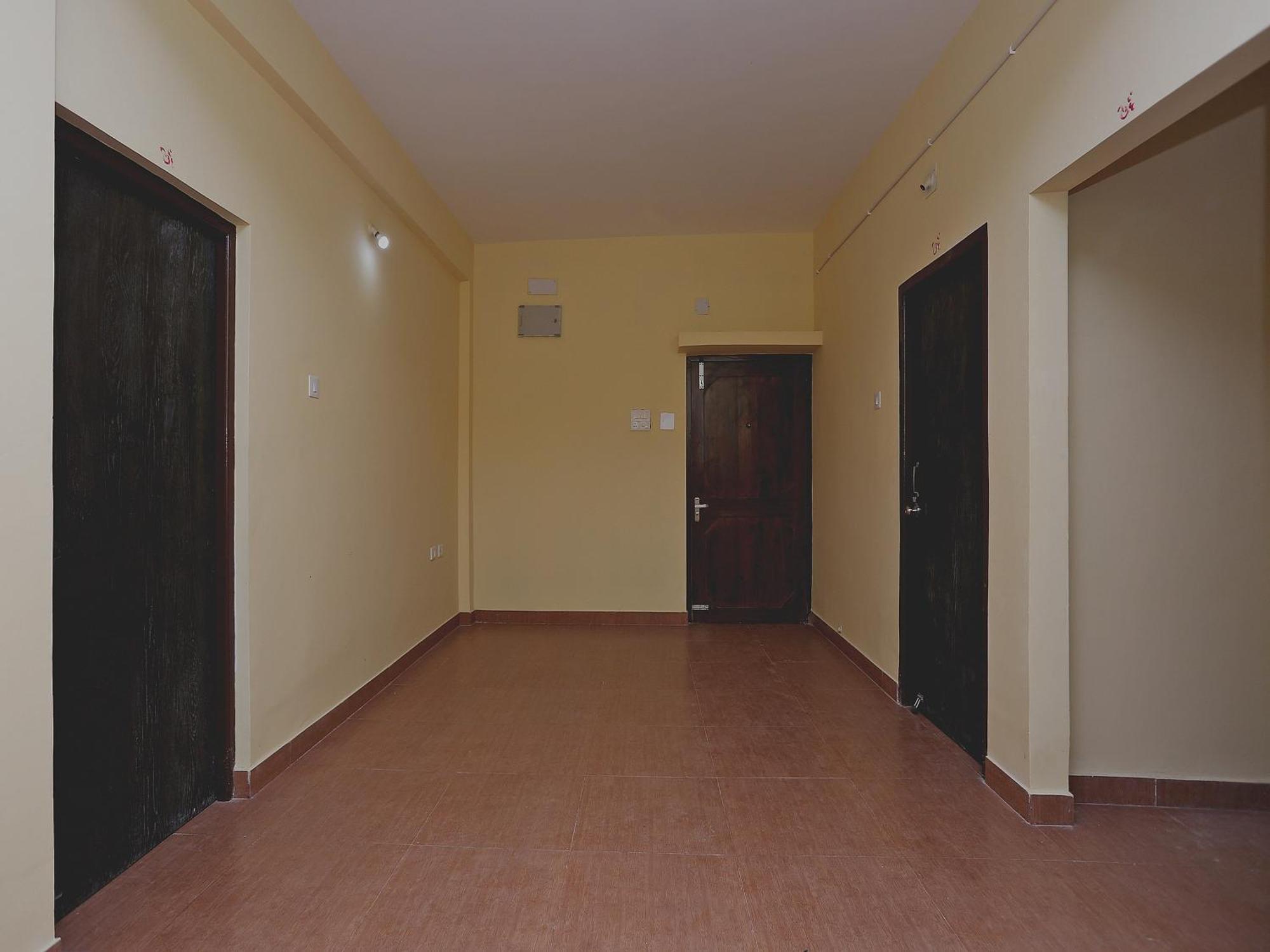 Oyo 17276 The Maple Tree Hotels בובנשוואר מראה חיצוני תמונה