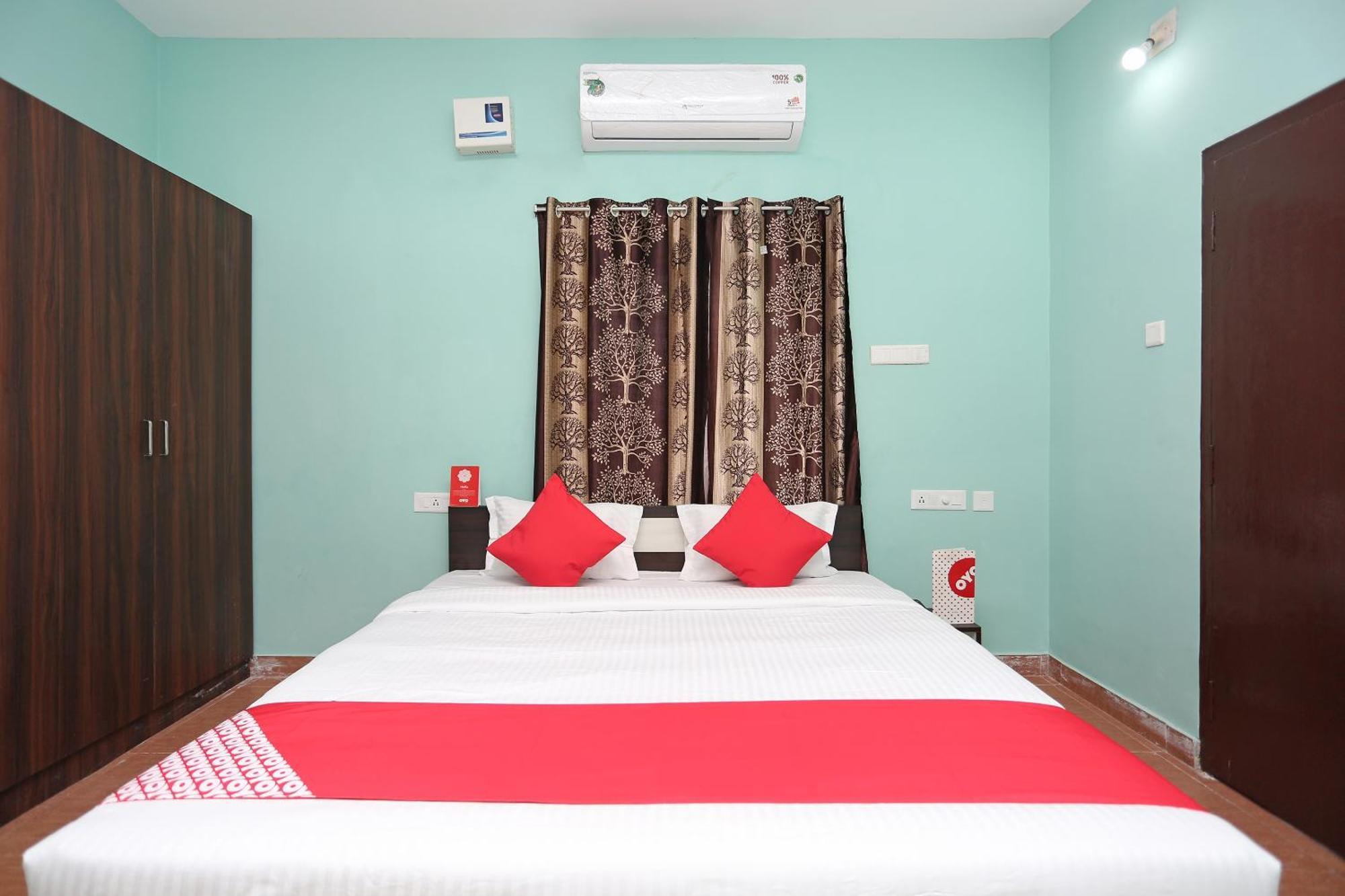 Oyo 17276 The Maple Tree Hotels בובנשוואר מראה חיצוני תמונה